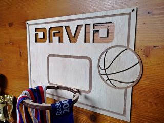 Věšák na medaile - Basketbal - SP05